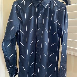 RW&Co navy men’s slim fit dress shirt. Last season’s purchase. Rarely worn. Mint
